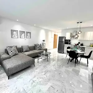 Gauthier Living By Shortstaycasa 1bed Or 2beds - The Heart Of Town الدار البيضاء